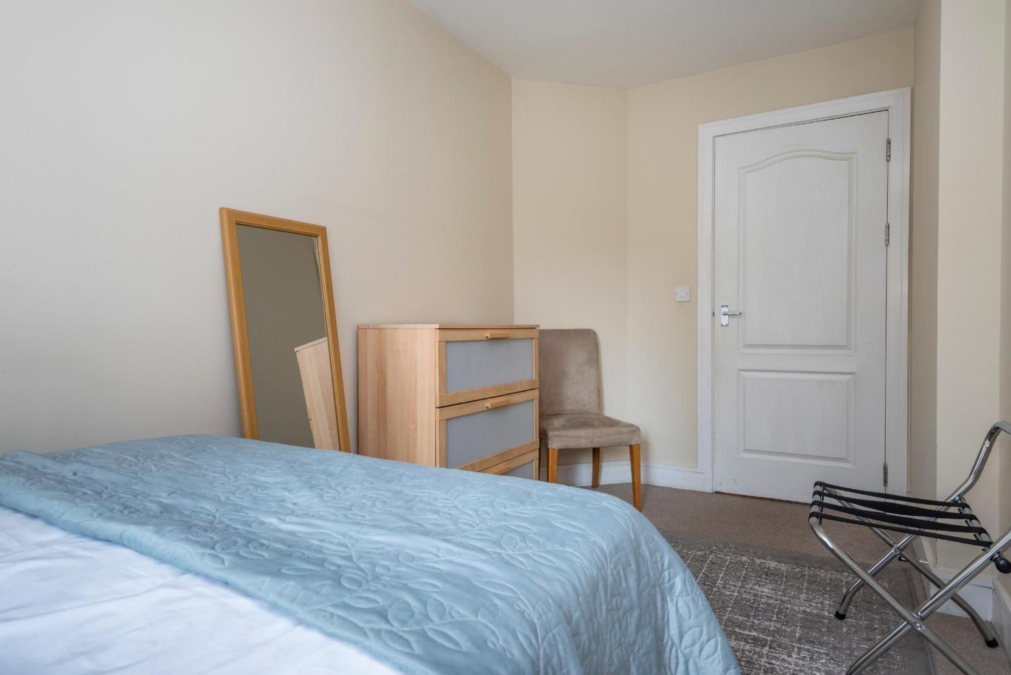 Battersea Power Station Apartment Лондон Екстериор снимка