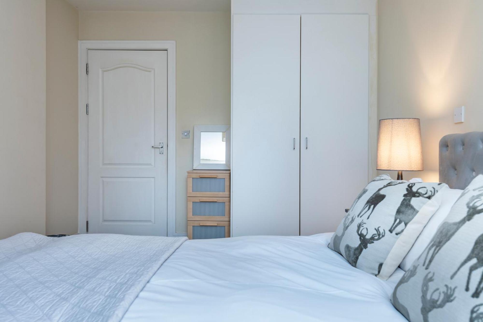 Battersea Power Station Apartment Лондон Екстериор снимка