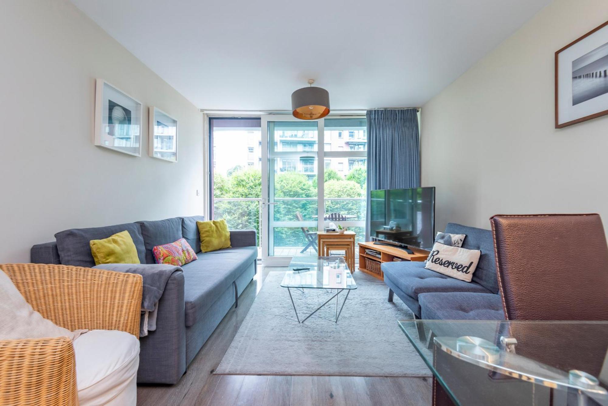Battersea Power Station Apartment Лондон Екстериор снимка